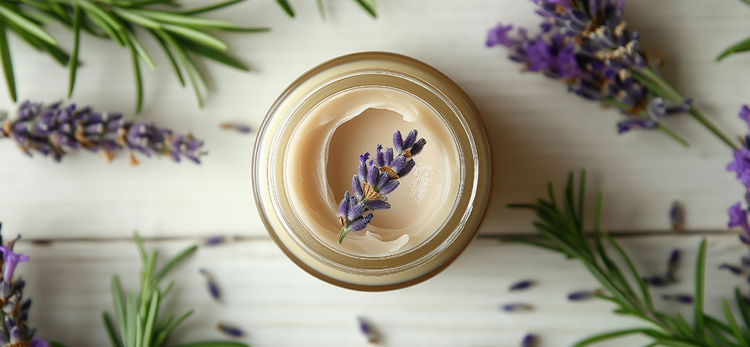 lavender-cream-in-a-glass-jar-surrounded-by-fresh-lavender