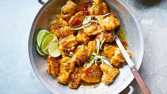 Steamed chilli chicken with vegetables and Asian-inspired marinade